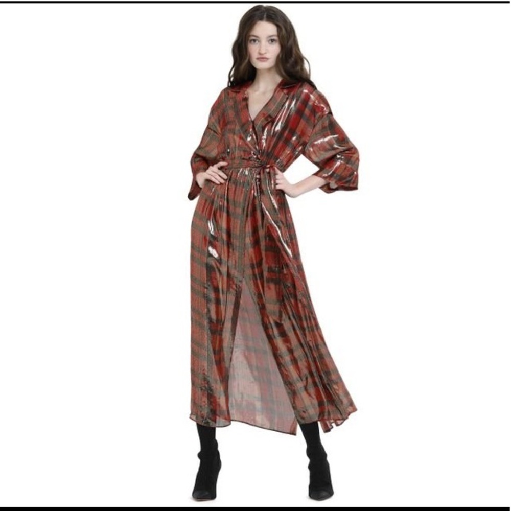 Alice and Olivia 	
CHAP WRAP MAXI DRESS